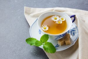 <img src="foo.jpg" alt="benefits of chaomile tea" /> 