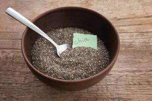 <img src="foo.jpg" alt=</"Chia seeds" /> 